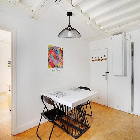 פריז Guestready - Appartement Arty Cosy Et Tres Central מראה חיצוני תמונה